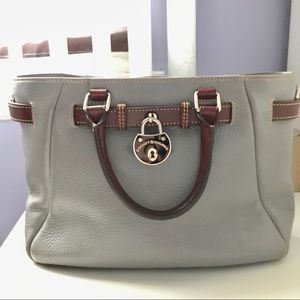 Dooney & Bourke satchel bag in pebbled leather